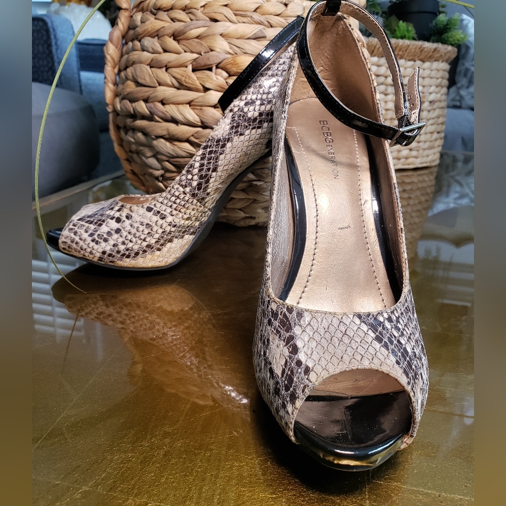 BCBGeneration Black and Tan Snakeskin Heels